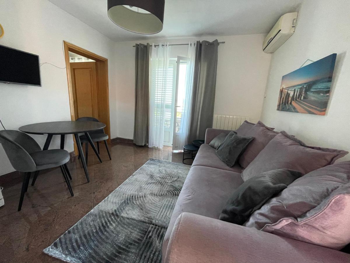 Apartments Villa Antonia Jadranovo Bagian luar foto