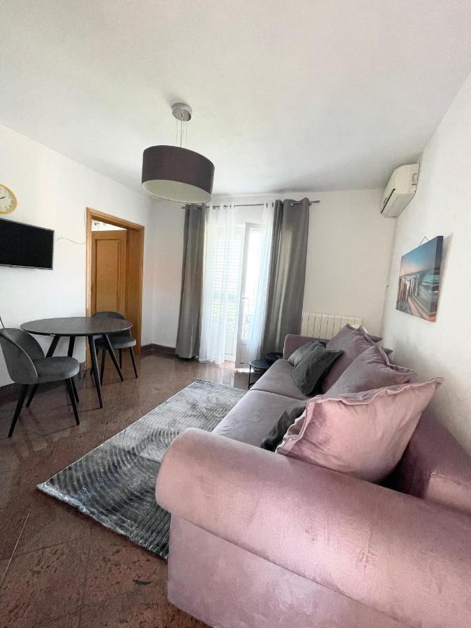 Apartments Villa Antonia Jadranovo Bagian luar foto