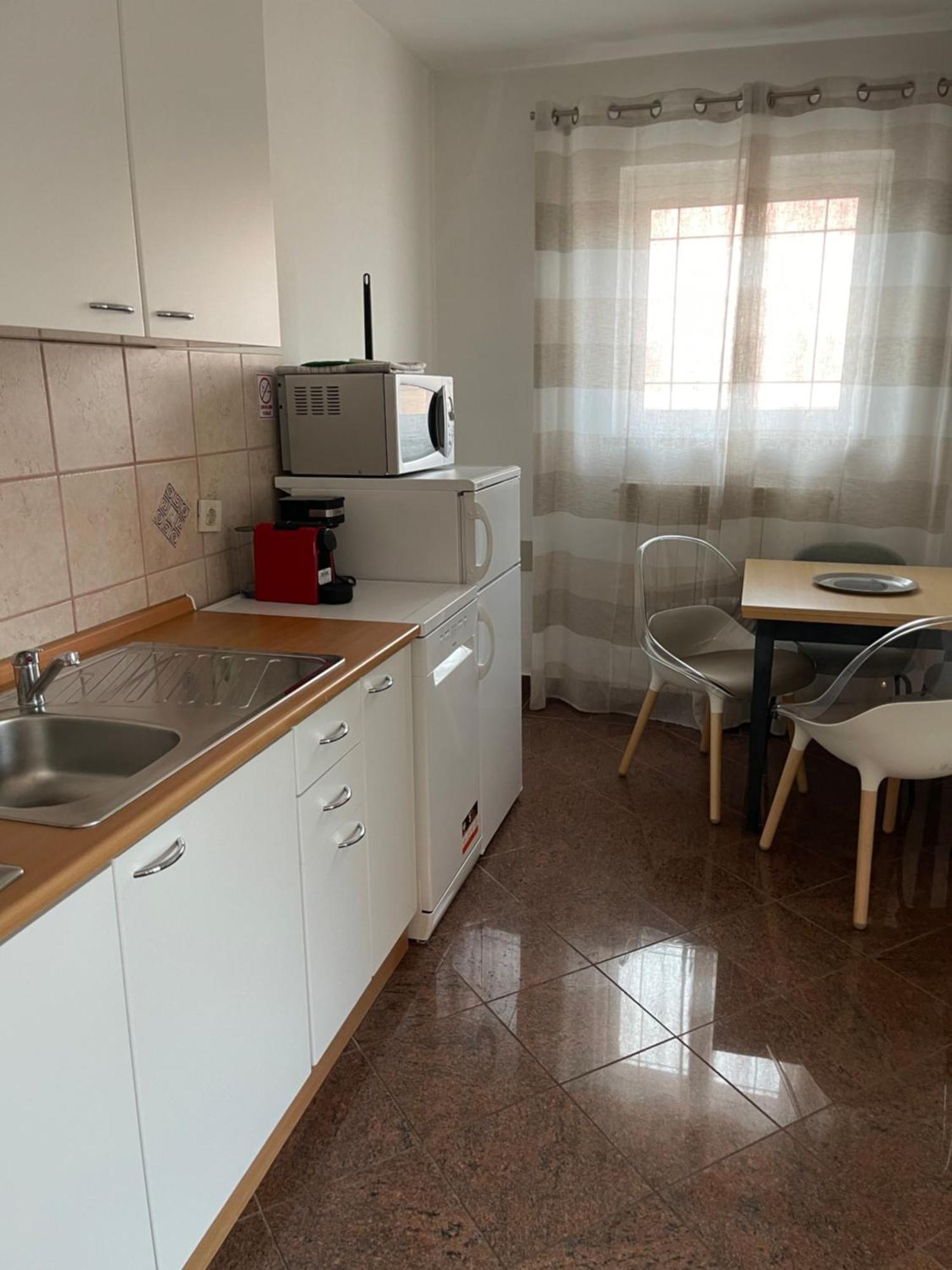 Apartments Villa Antonia Jadranovo Bagian luar foto
